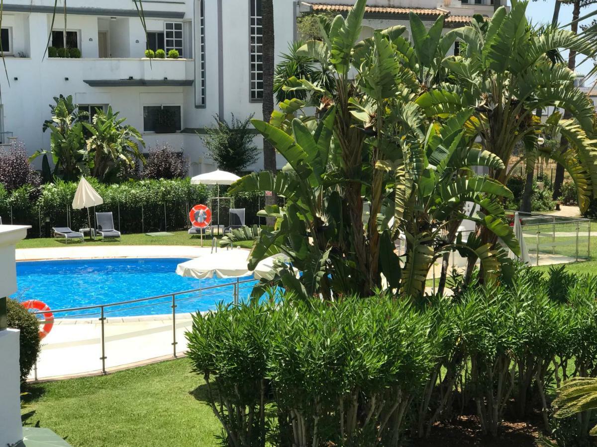 Dominion Beach House Estepona Exterior photo